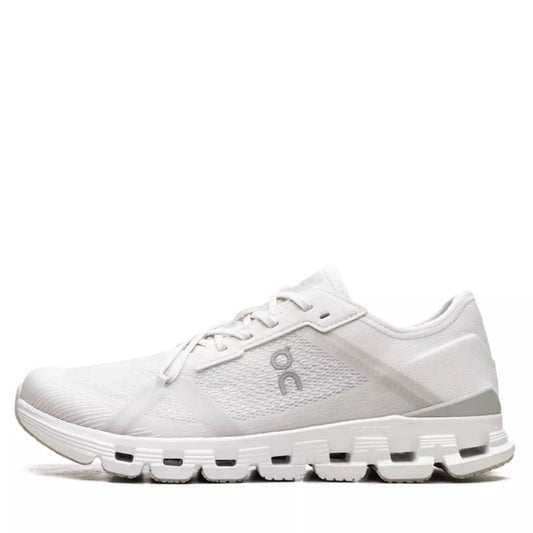 On Running Cloud X 4 AD White Wolf
