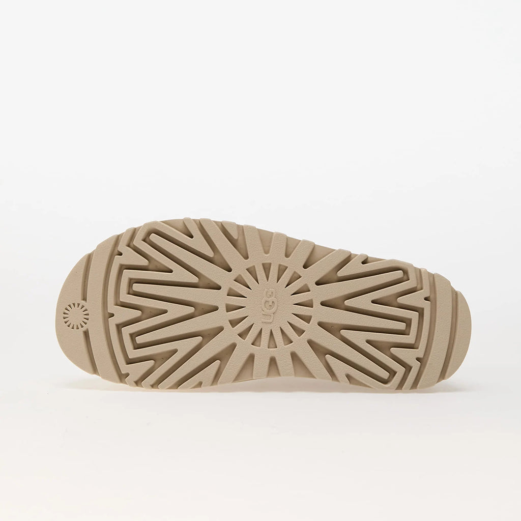 UGG GoldenGlow sandal beige