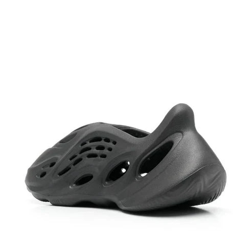 Yeezy Foam Runner 'Onyx' sneakers