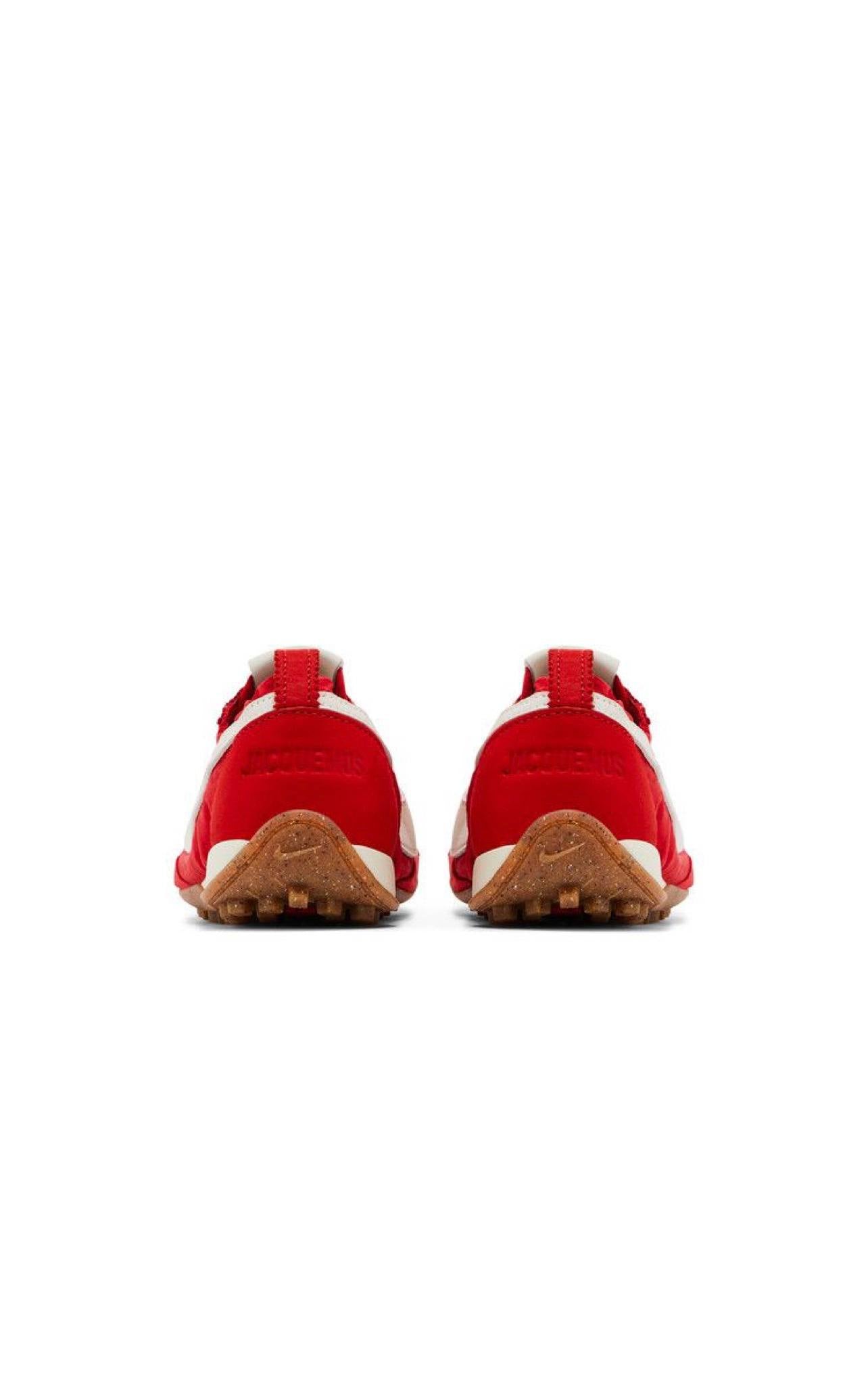 Nike Moon Shoe SP
Jacquemus University Red