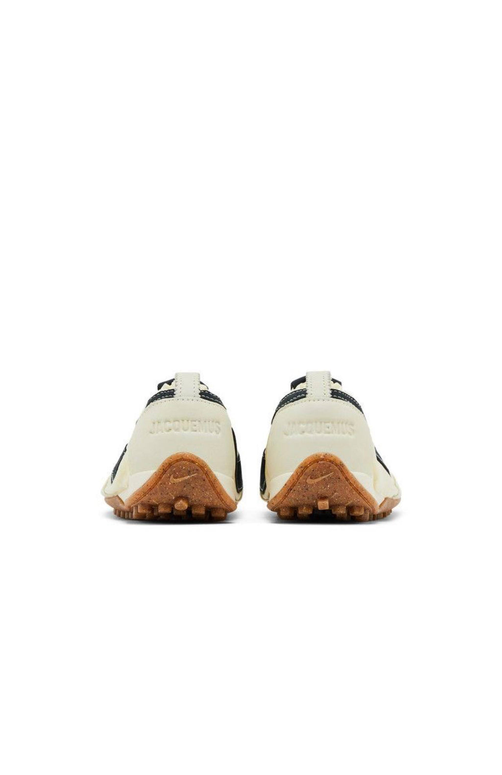 Nike Moon Shoe SP
Jacquemus Alabaster