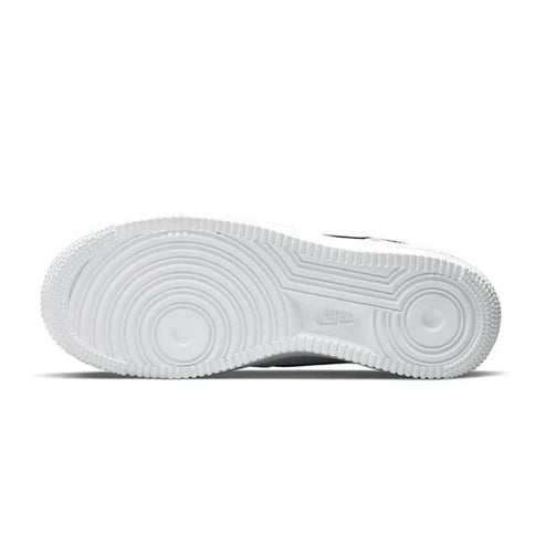 Air Force 1 Low Essential "White/Black/Gold" sneakers Air Force 1 Low Essential "Toe Swoosh - White/Rattan" sneakers