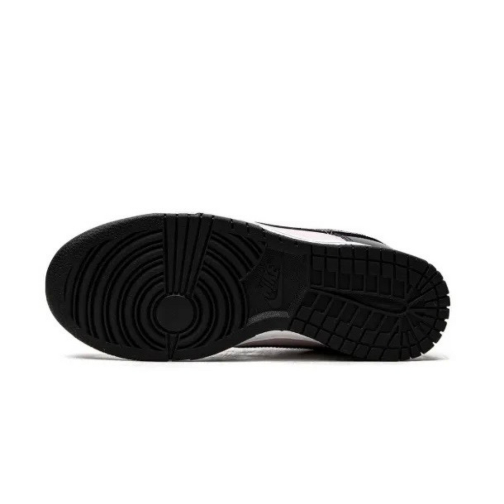 Nike Dunk Low SB "Pink/Black Patent"