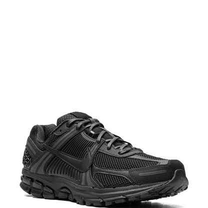 Nike Zoom Vomero 5 Triple Black sneakers