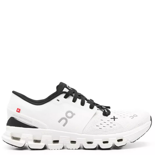 On Running Cloud X 4 sneakers