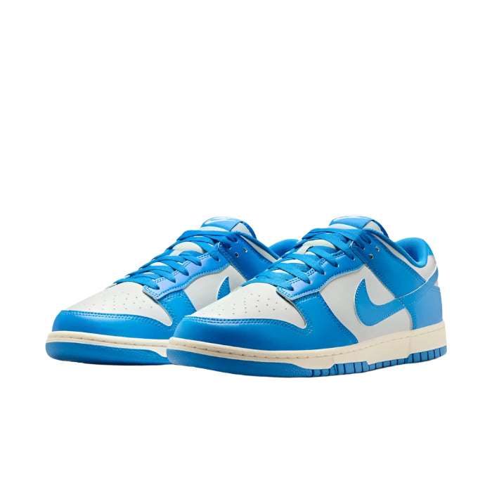 Dunk Low Coast